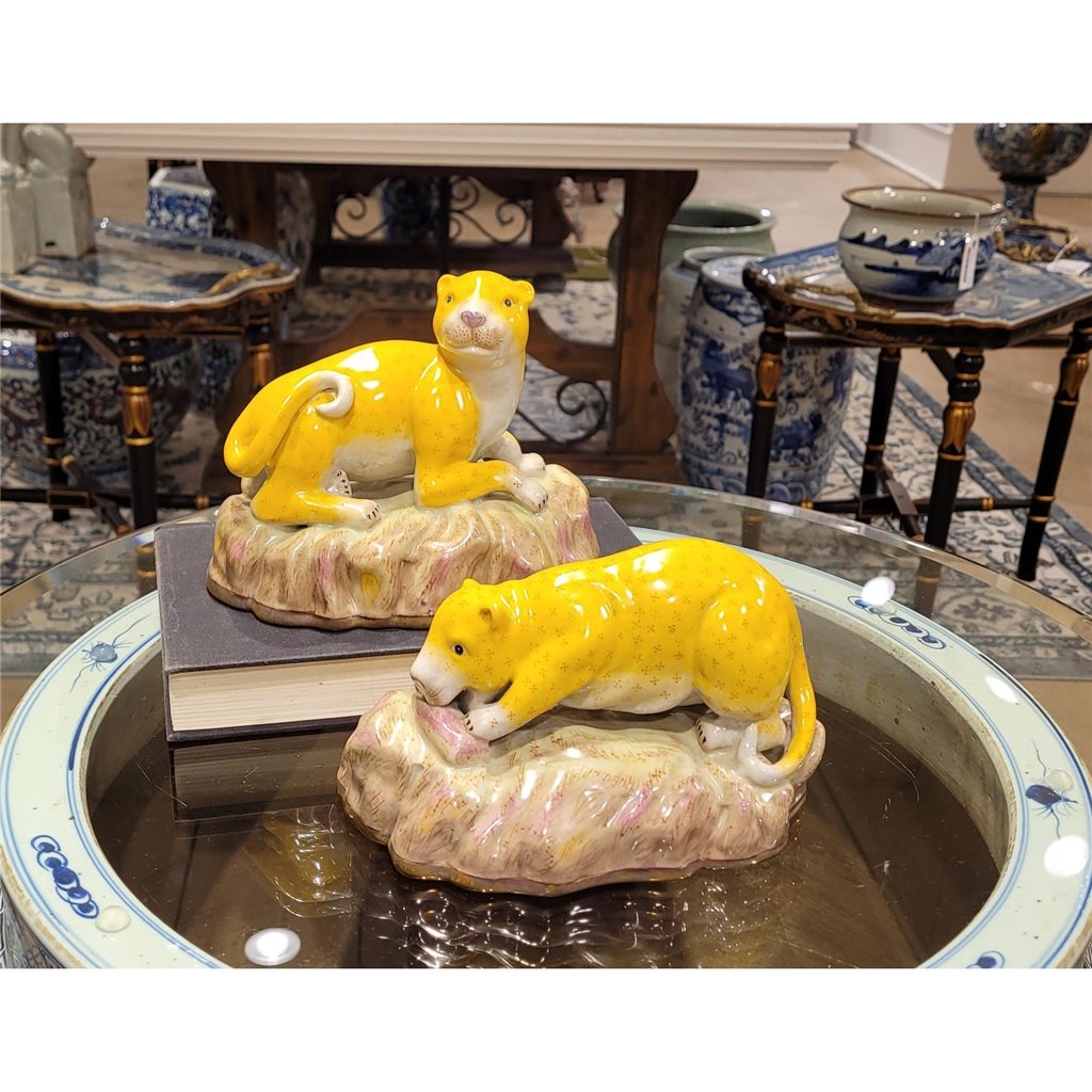 Danny's Fine Porcelain Pair of Leopards