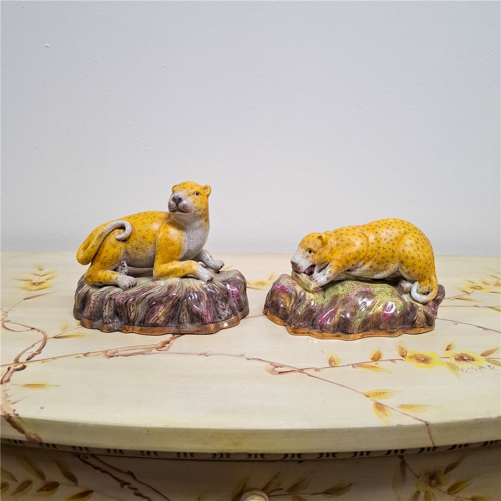 Danny's Fine Porcelain Pair of Leopards