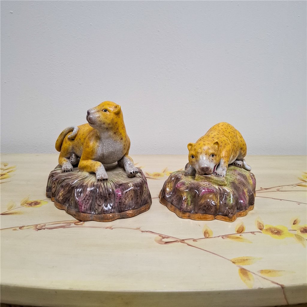 Danny's Fine Porcelain Pair of Leopards