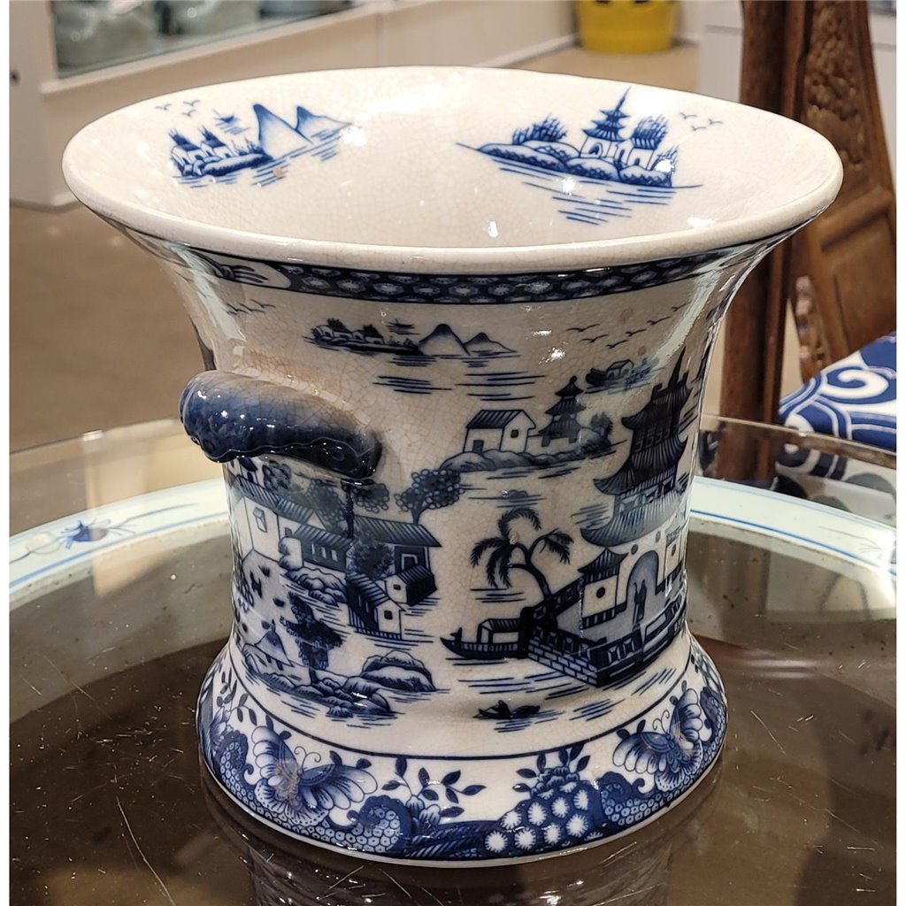 Danny's Fine Porcelain Porcelain Planter- Blue Willow