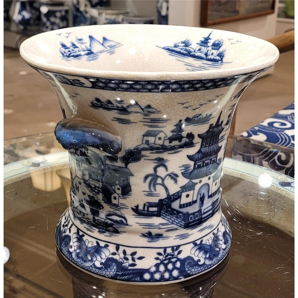 Danny's Fine Porcelain Porcelain Planter- Blue Willow