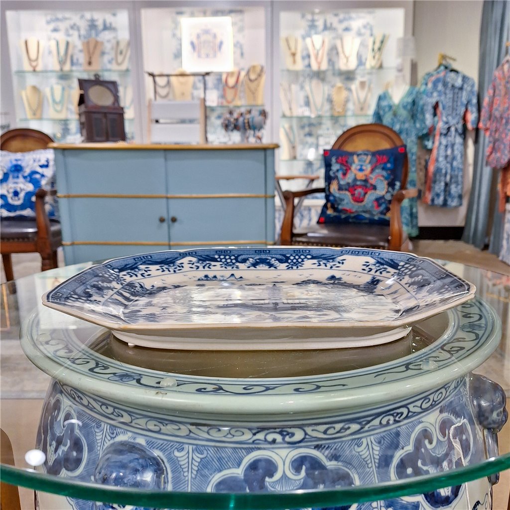 Danny's Fine Porcelain Porcelain Platter - Blue Willow