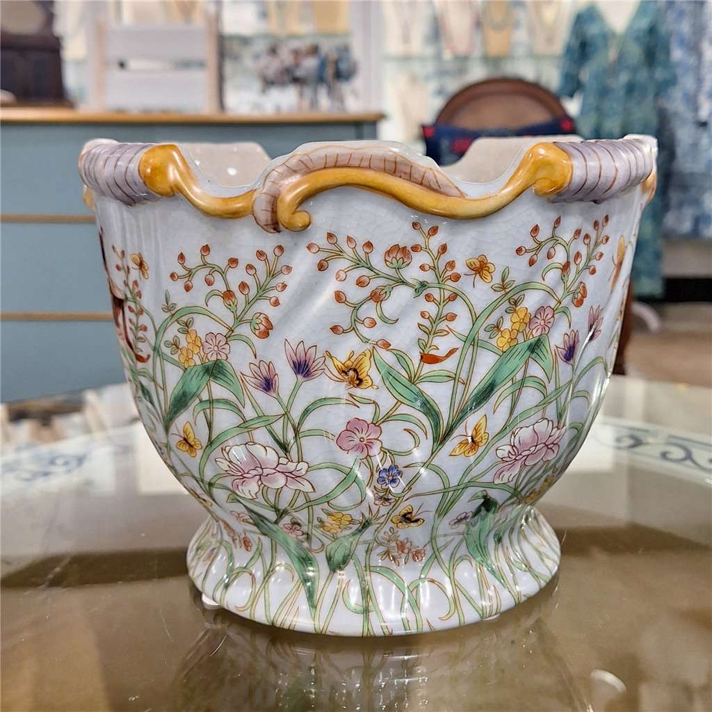Danny's Fine Porcelain 8l X 8d X 6h Porcelain Planter-Gloria