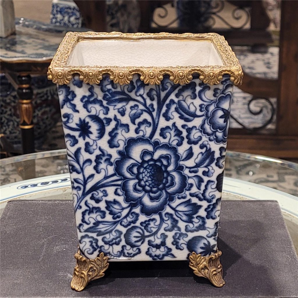 Danny's Fine Porcelain Square Basin with Bronze