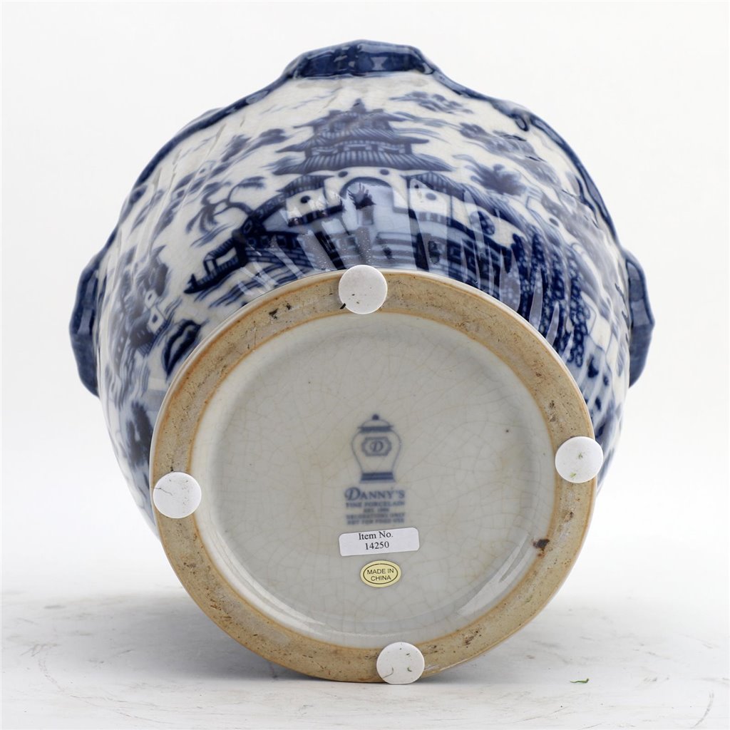 Danny's Fine Porcelain Planter - Blue Willow