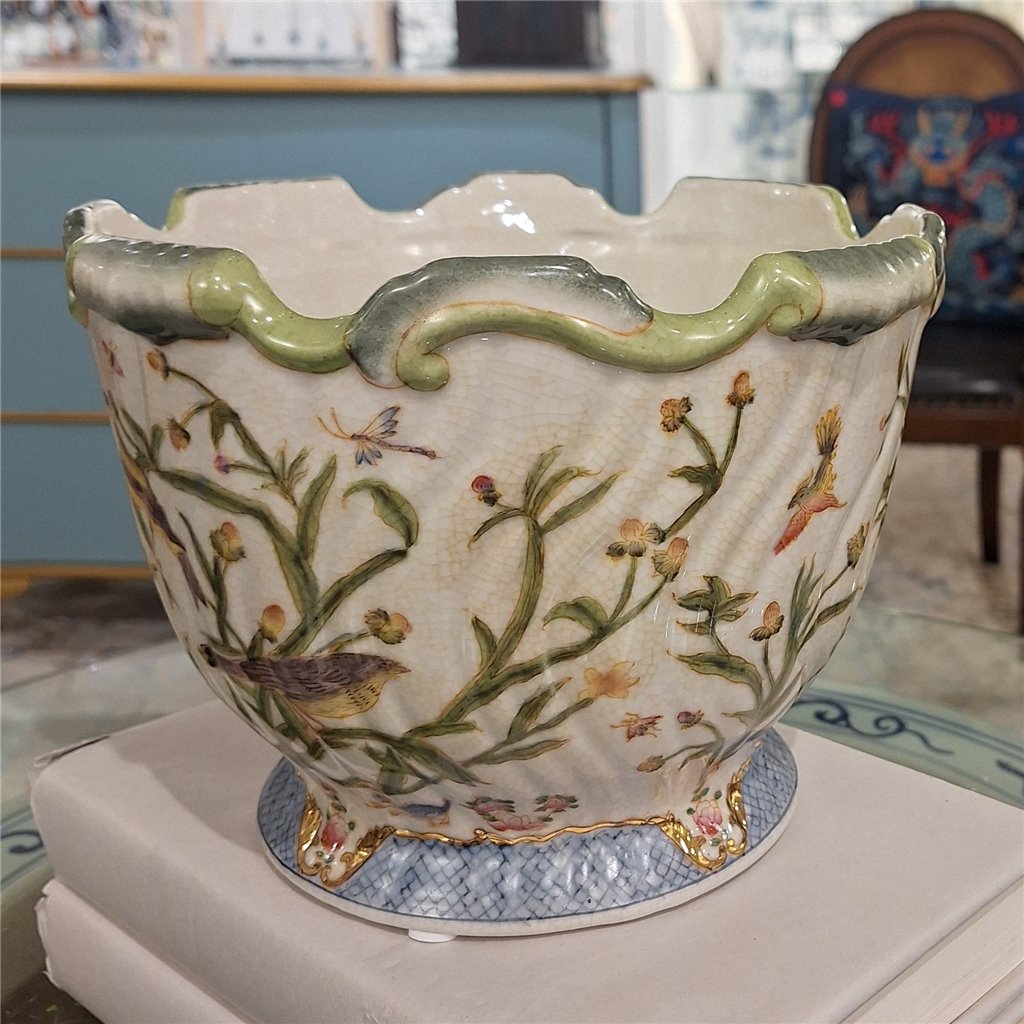 Danny's Fine Porcelain Porcelain Scallop Planter - Satin Grass