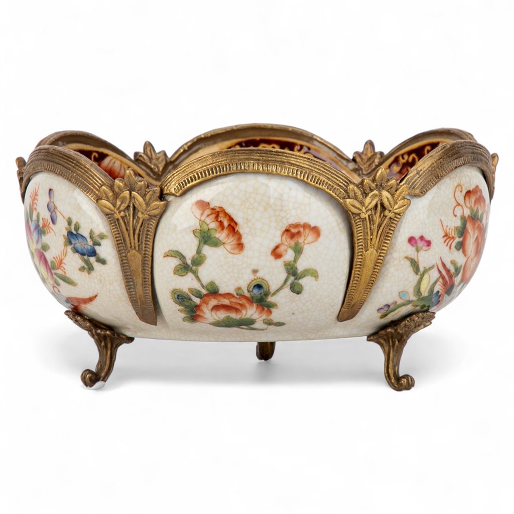 Danny's Fine Porcelain Porcelain Scallop Basin with Bronze Ormolu - Regency