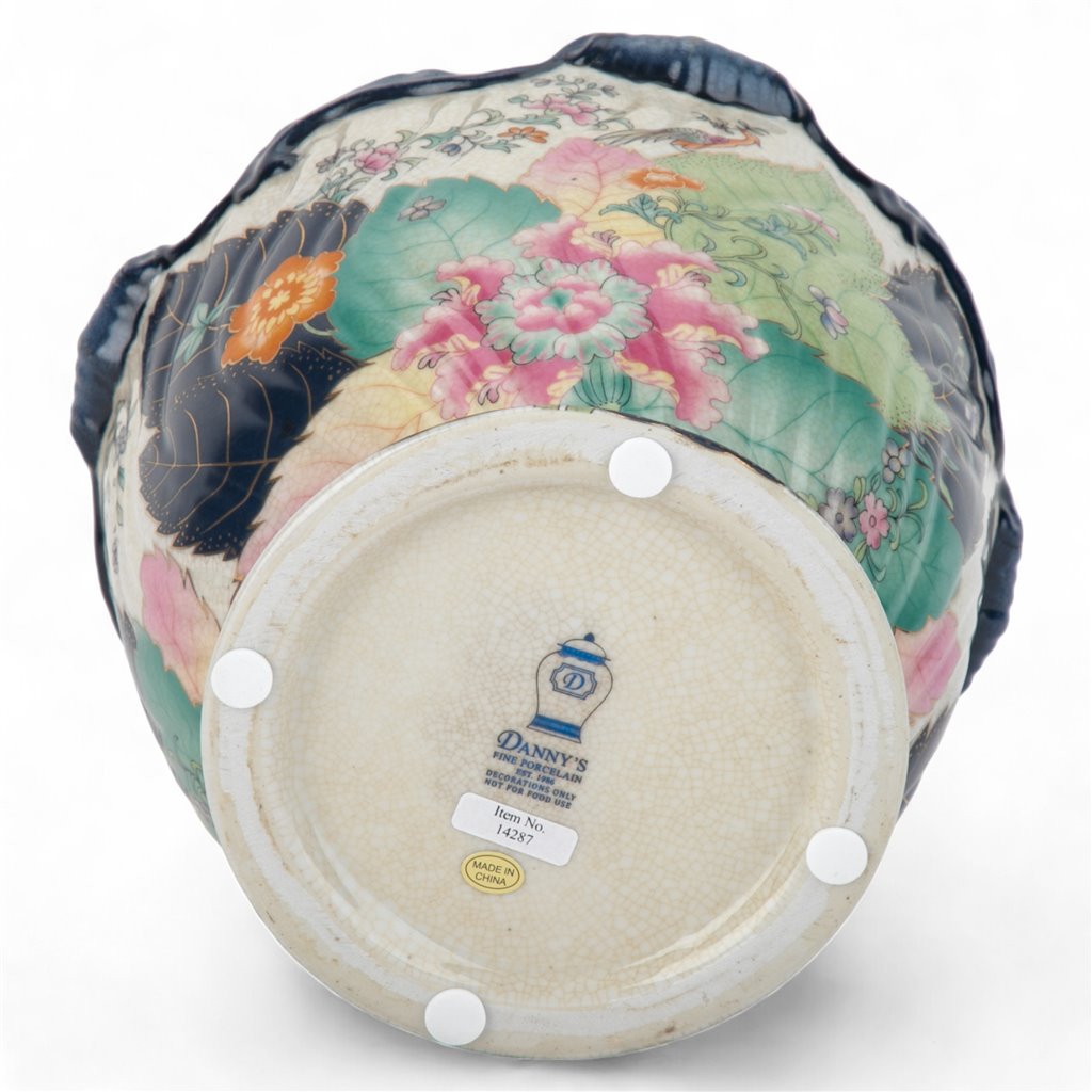 Danny's Fine Porcelain Porcelain Scallop Planter - Tobacco Leaf