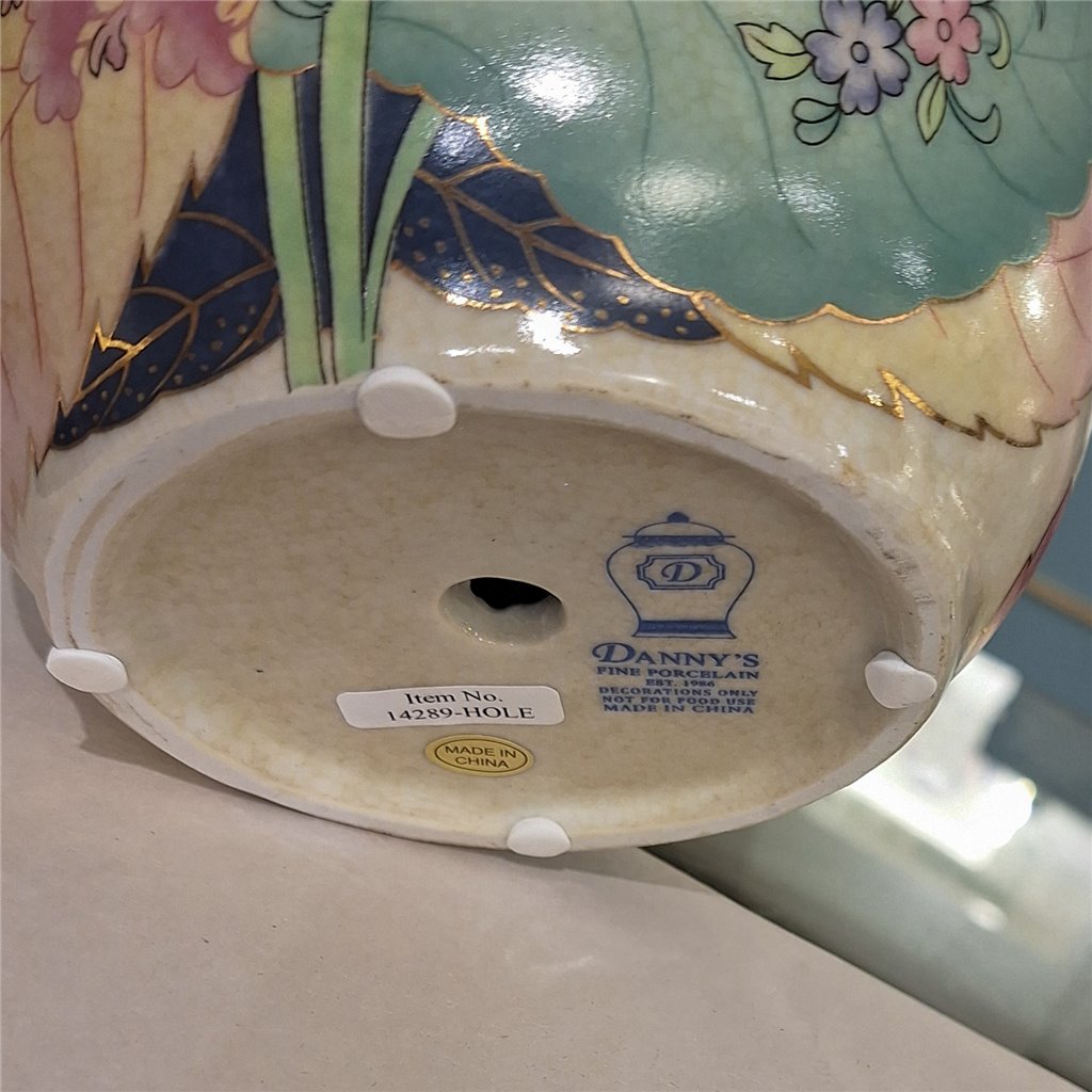Danny's Fine Porcelain Porcelain Small Vase - Tobacco Leaf (predrilled Hole)