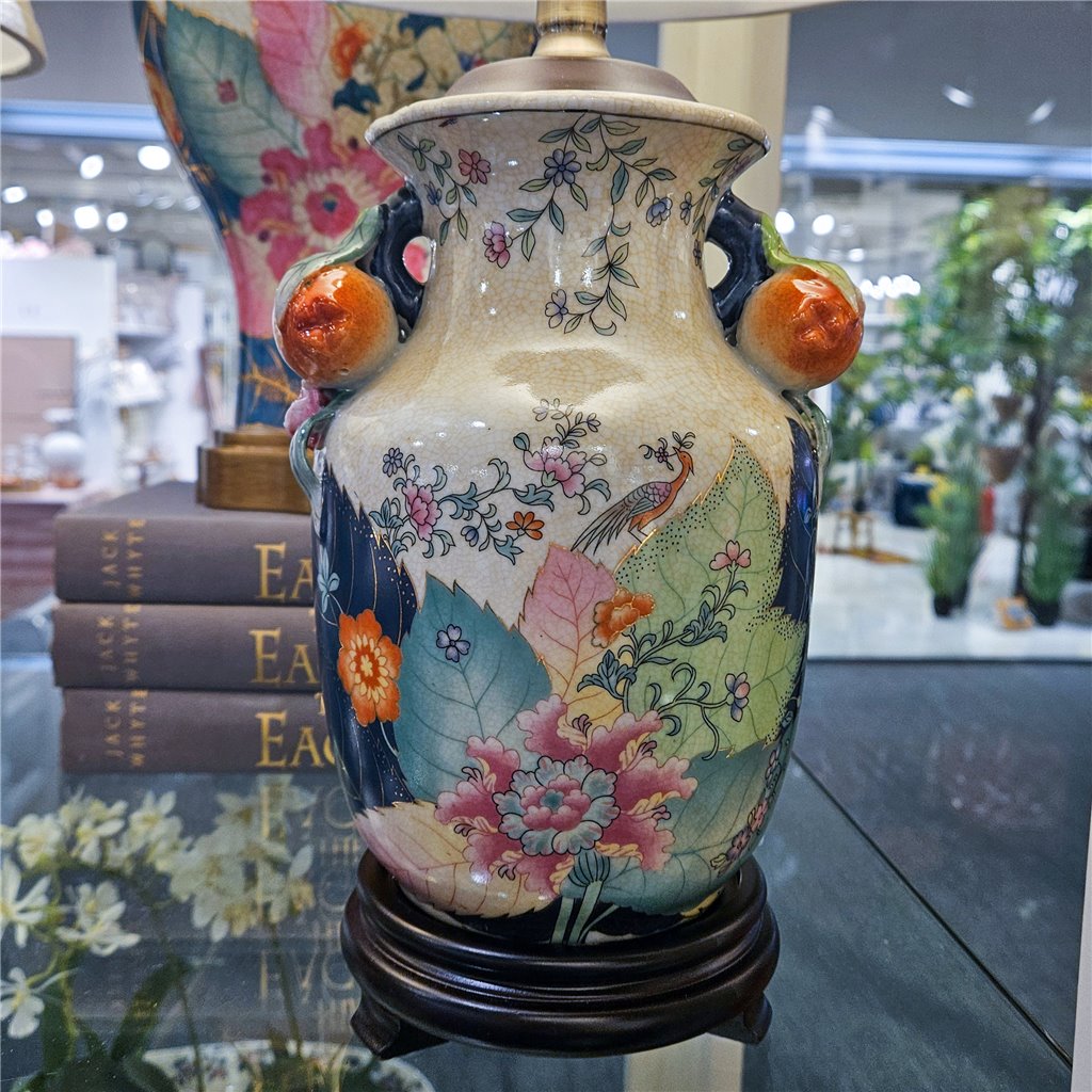Danny's Fine Porcelain Porcelain Small Lamp - Tobacco Leaf (wood Base)