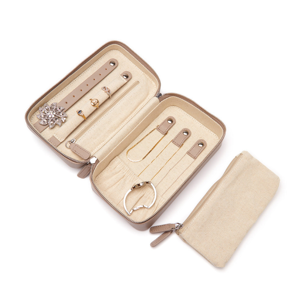 Luna Medium Travel Jewelry Case Blush