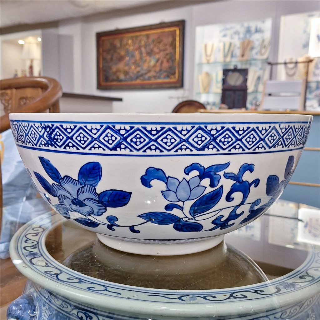 Danny's Fine Porcelain Bowl Blue and White Floral