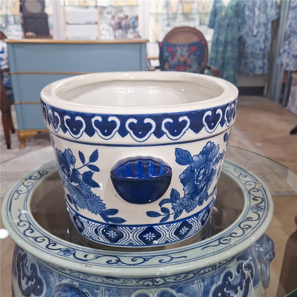 Danny's Fine Porcelain 16"oval Basin Blue & White Flower