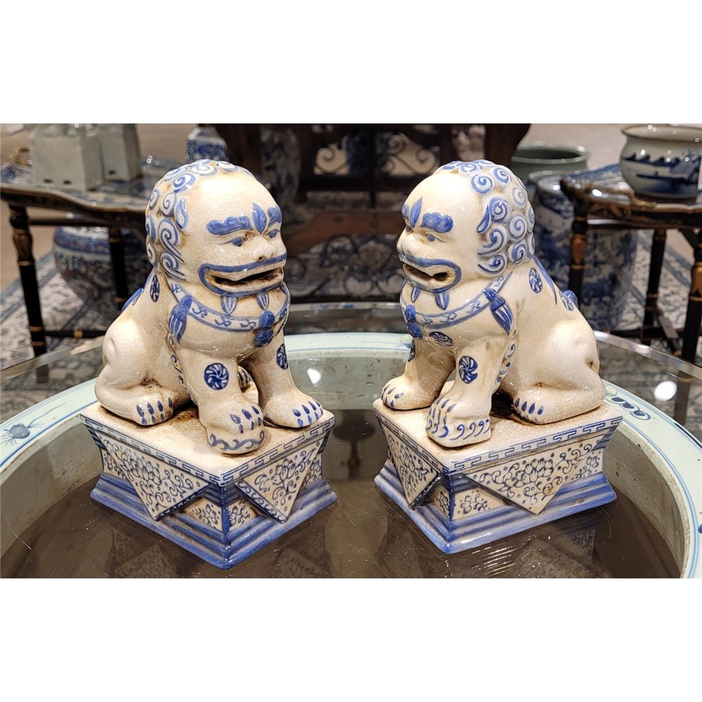 Danny's Fine Porcelain Small Pair of Lucky Foo Dog-Blue & White