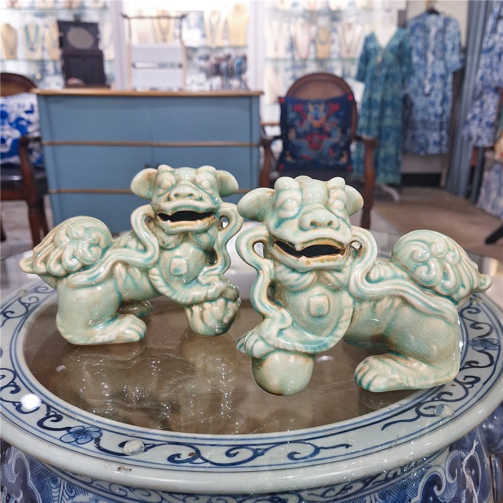 Danny's Fine Porcelain Small Pair of Lucky Foo Dog-Green