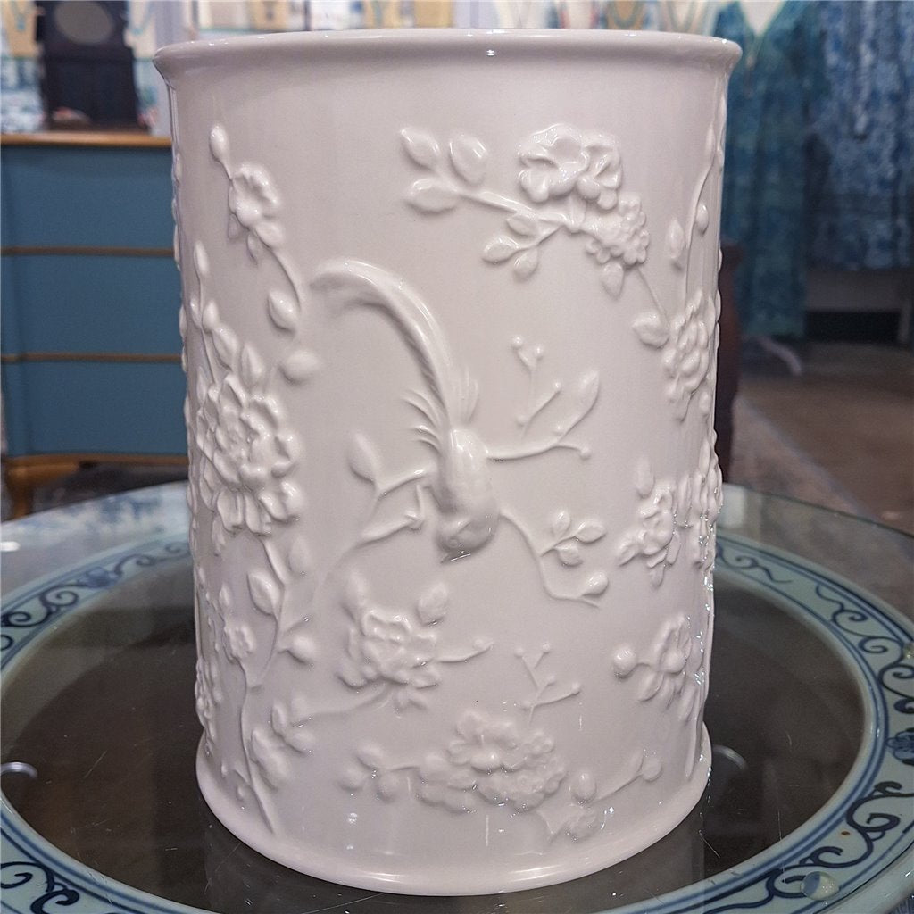 Danny's Fine Porcelain Off White Round Waste Bin in Embossed Bird Pattern
