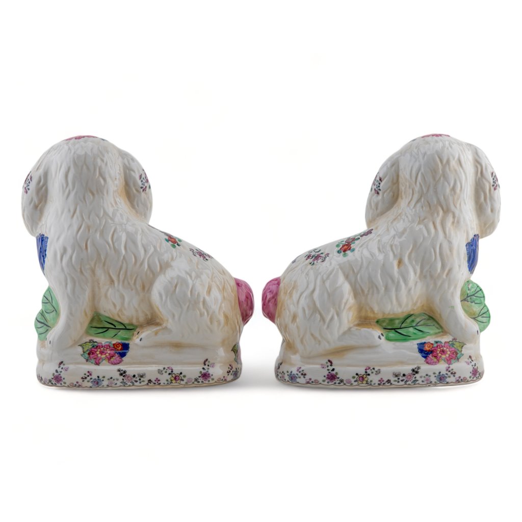 Danny's Fine Porcelain Classic Staffordshire Bunnies with A Twist! Pair of Porcelain 41346