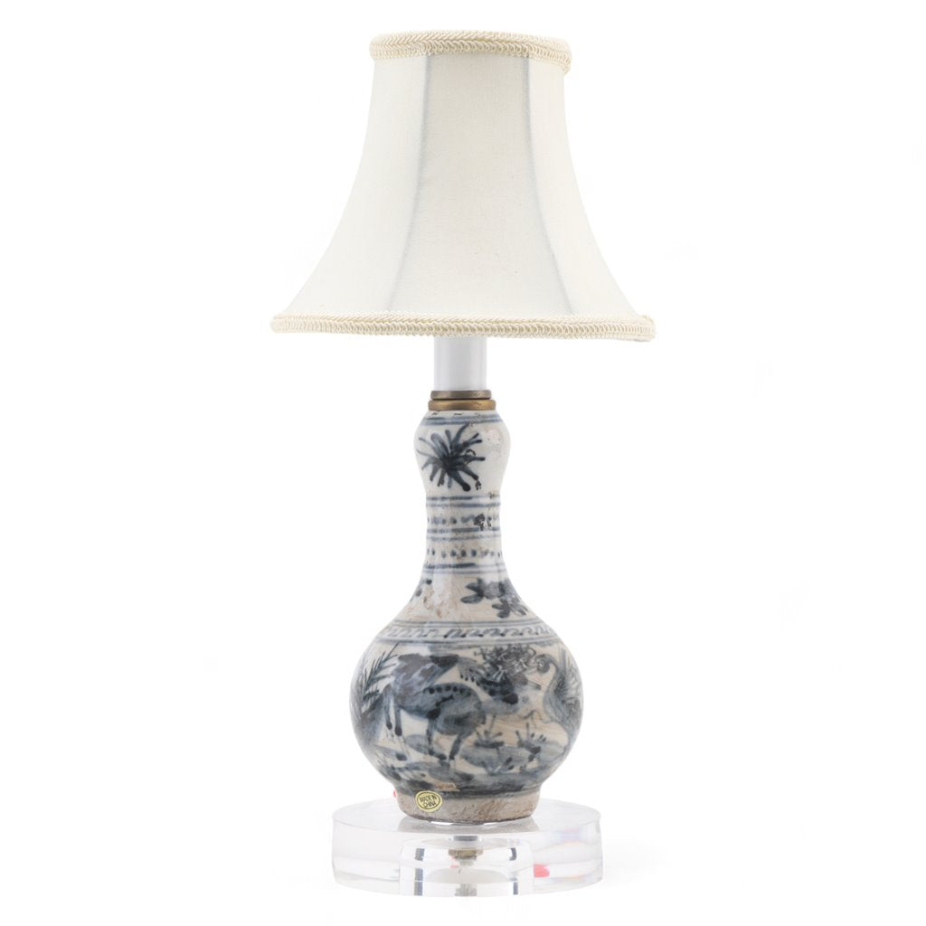 Danny's Fine Porcelain Blue & White Lamp with Acrylic Base (classic)