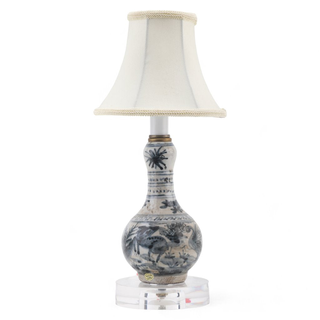 Danny's Fine Porcelain Blue & White Lamp with Acrylic Base (classic)