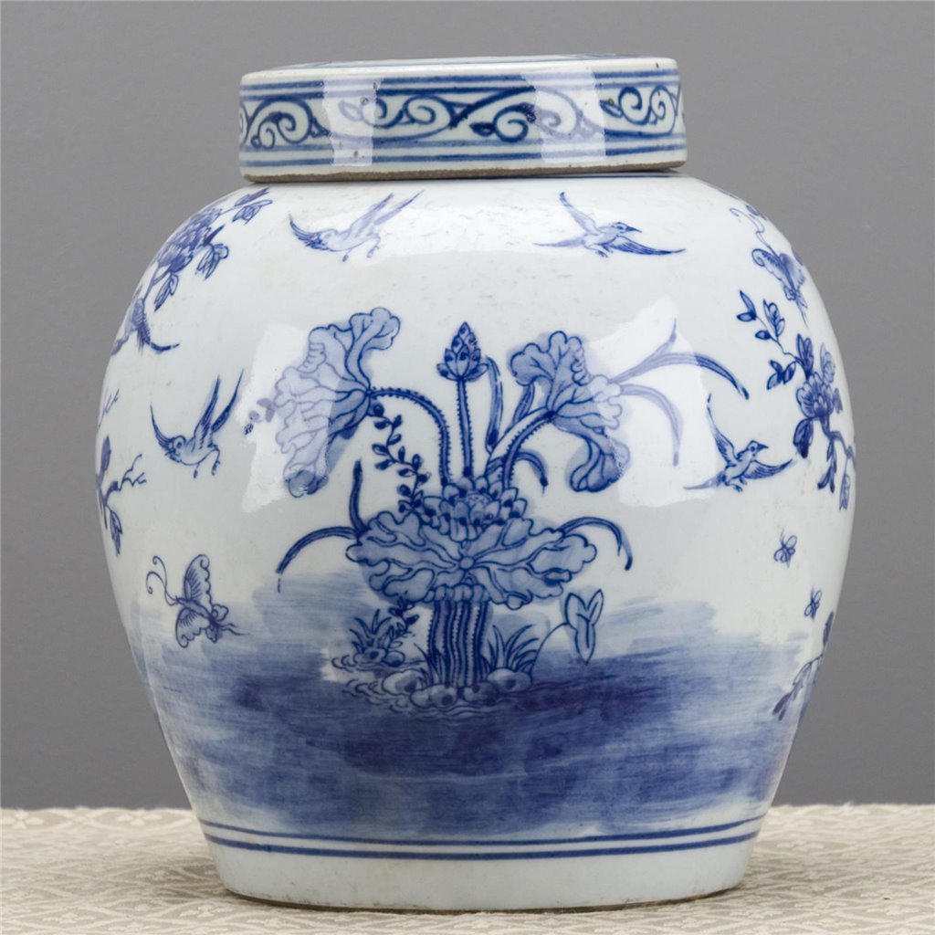 Danny's Fine Porcelain Porcelain Lidded Jar Blue & White