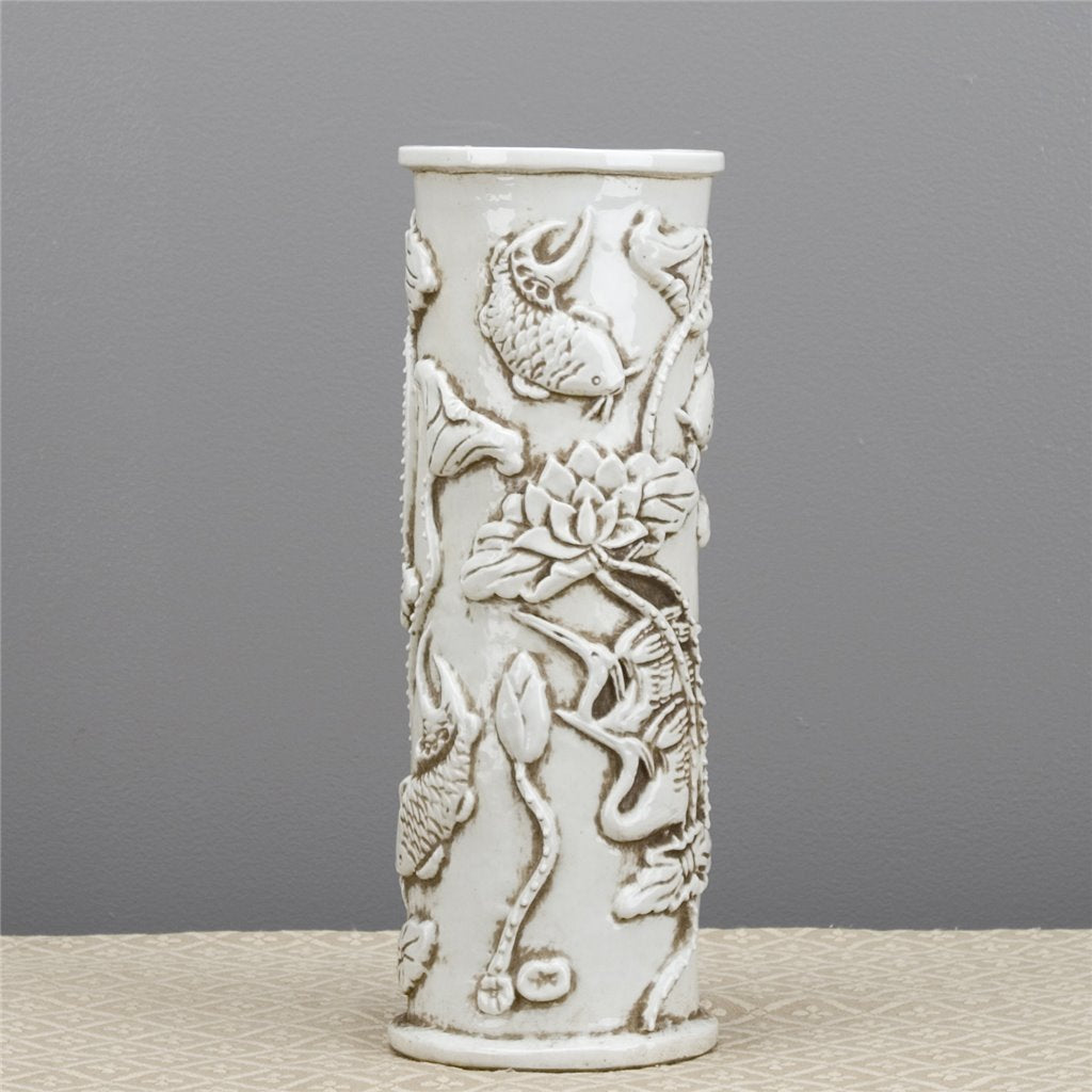 Danny's Fine Porcelain Porcelain Carved Vase - White Floral (classic)