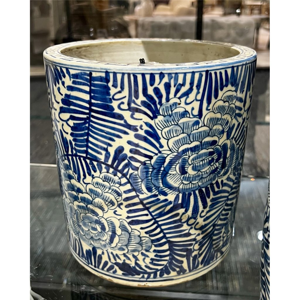 Danny's Fine Porcelain Round Bucket- Classic Blue & White
