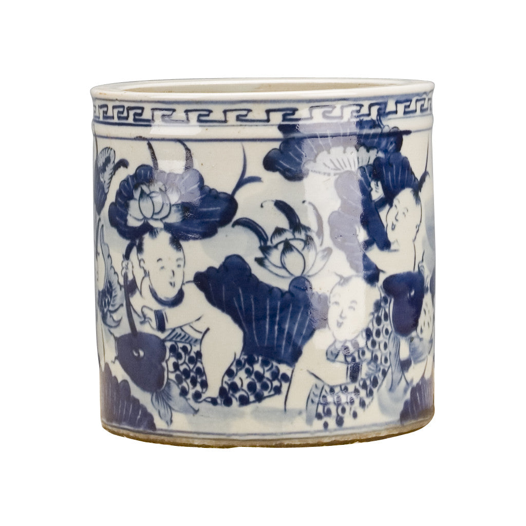 Danny's Fine Porcelain Classic Pot- Blue & White Child and Fish