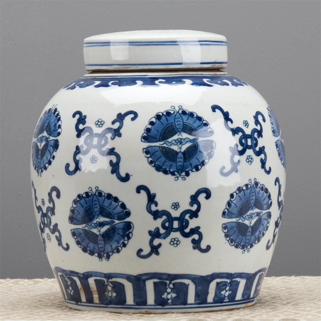 Danny's Fine Porcelain Blue & White Lidded Jar Hei Circle