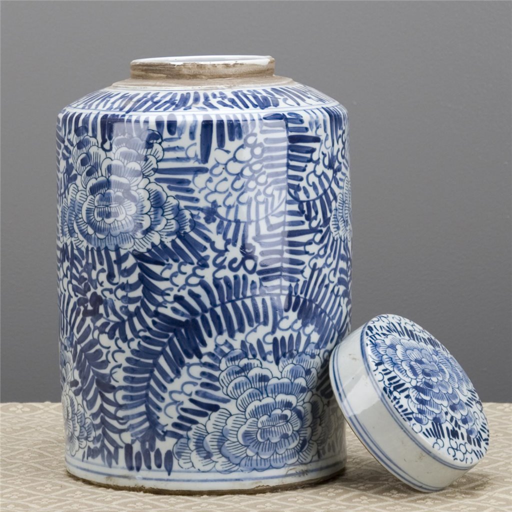 Danny's Fine Porcelain Blue & White Tea Caddy -Rolling Petal
