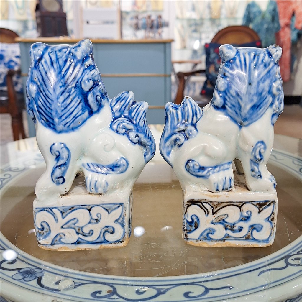 Danny's Fine Porcelain Charming Small Foo Dog Pair Hand Painted Blue & White Finish