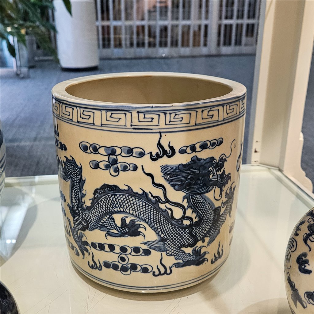 Danny's Fine Porcelain Classic Porcelain Pot - Dragon
