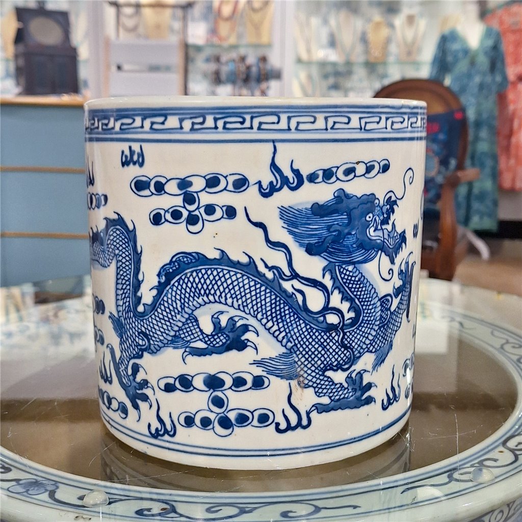 Danny's Fine Porcelain Classic Porcelain Pot - Dragon