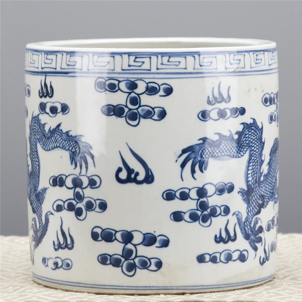 Danny's Fine Porcelain Classic Porcelain Pot - Dragon