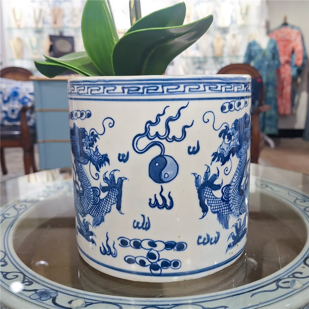 Danny's Fine Porcelain Classic Porcelain Pot - Dragon