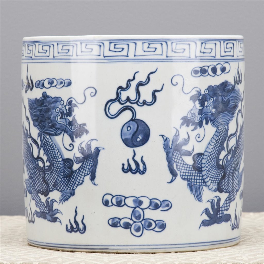 Danny's Fine Porcelain Classic Porcelain Pot - Dragon