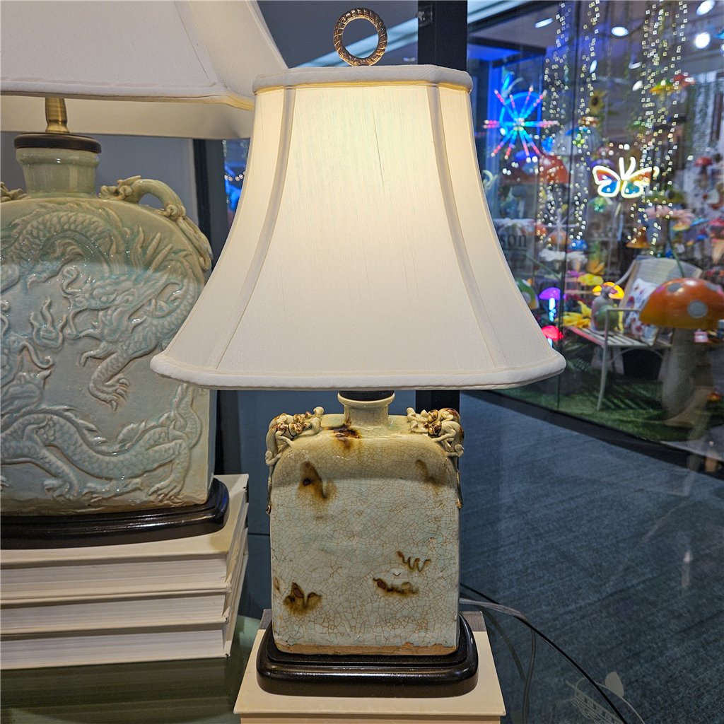 Danny's Fine Porcelain Flattened Dragon Vase Lamp