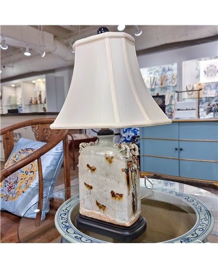 Danny's Fine Porcelain Flattened Dragon Vase Lamp