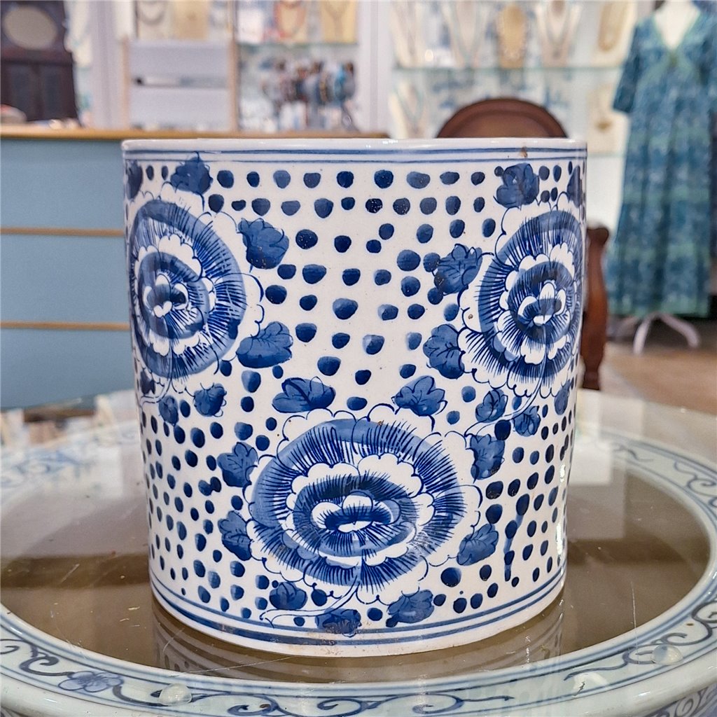 Danny's Fine Porcelain Round Bucket - Classic Blue & White 50855