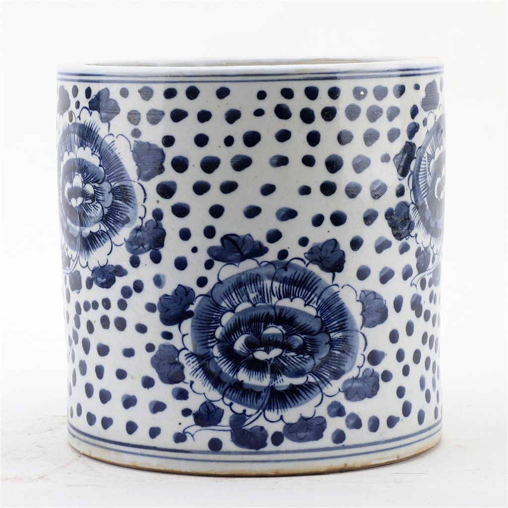 Danny's Fine Porcelain Round Bucket - Classic Blue & White 50855