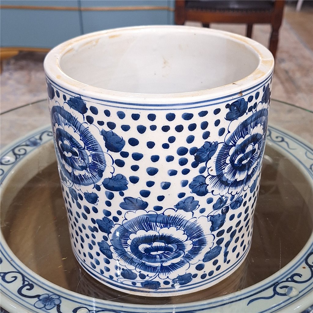 Danny's Fine Porcelain Round Bucket - Classic Blue & White 50855