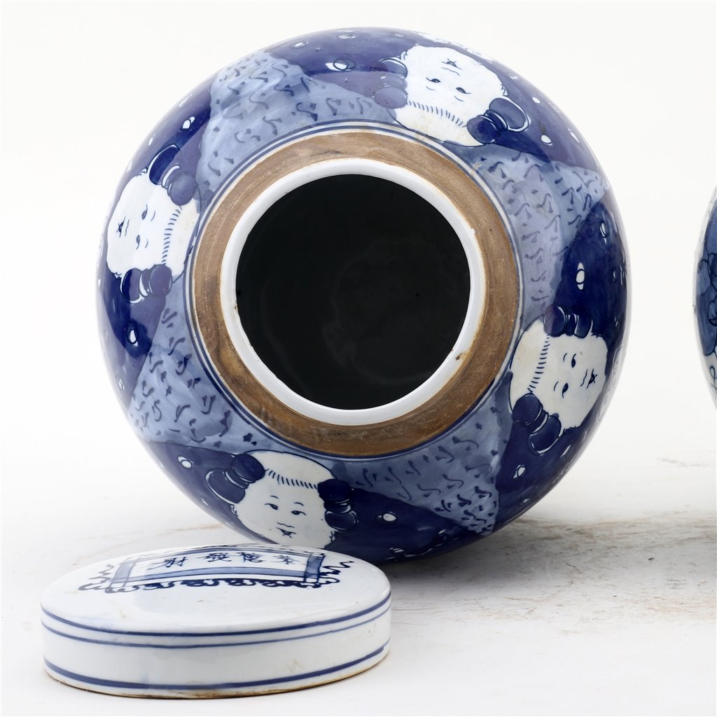 Danny's Fine Porcelain Bulb Jar - Lady - Blue & White Classic