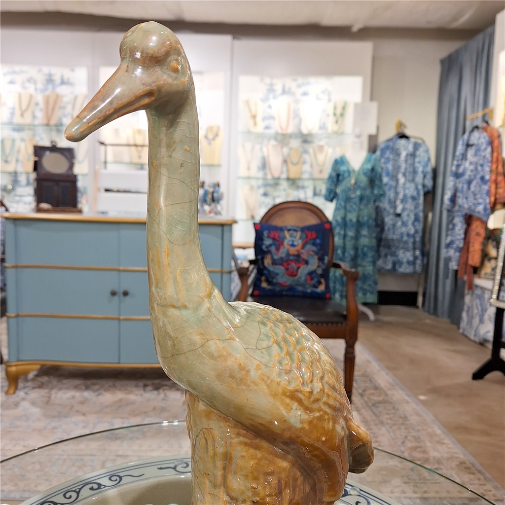 Danny's Fine Porcelain Bird Right