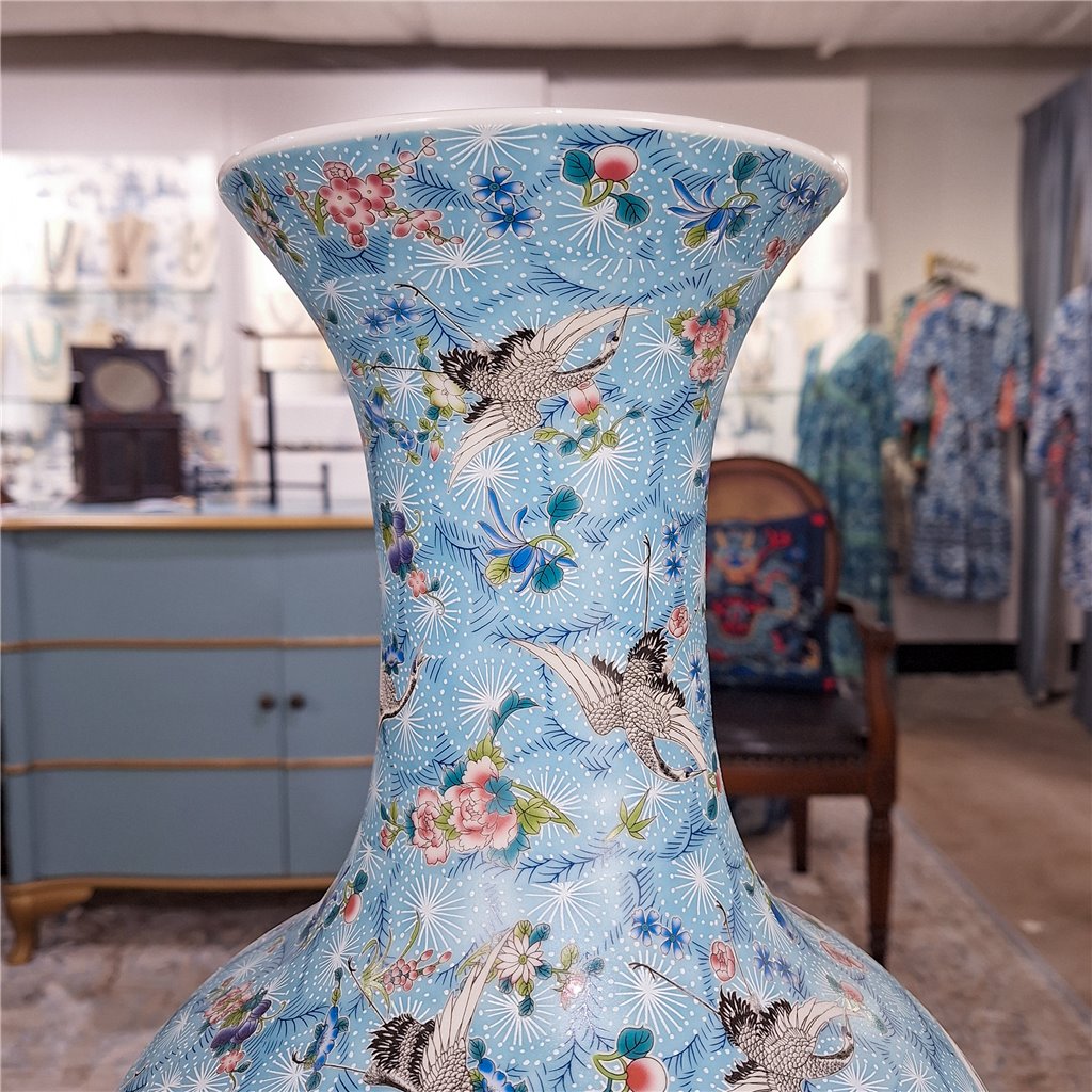 Danny's Fine Porcelain Ball Vase Blue and Crane