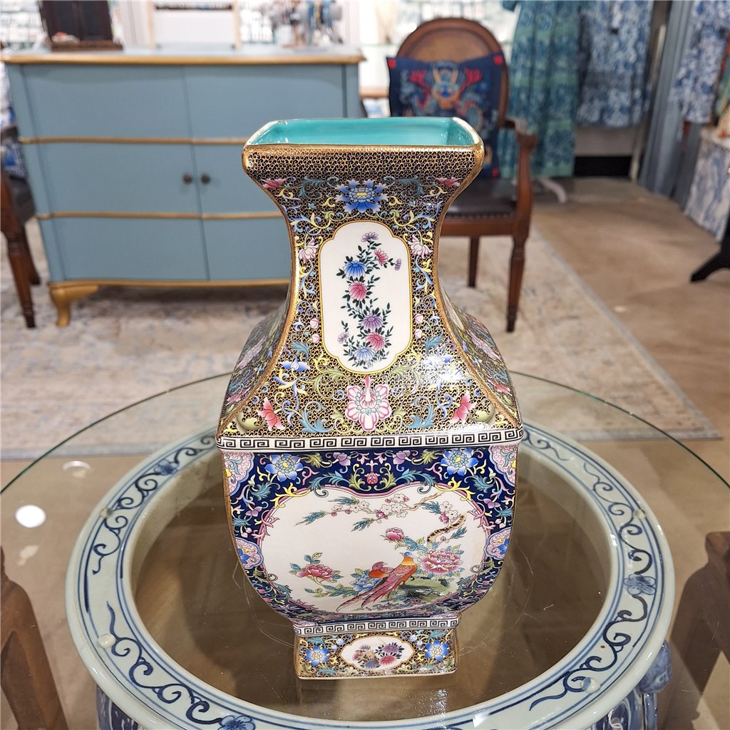 Danny's Fine Porcelain Square Vase