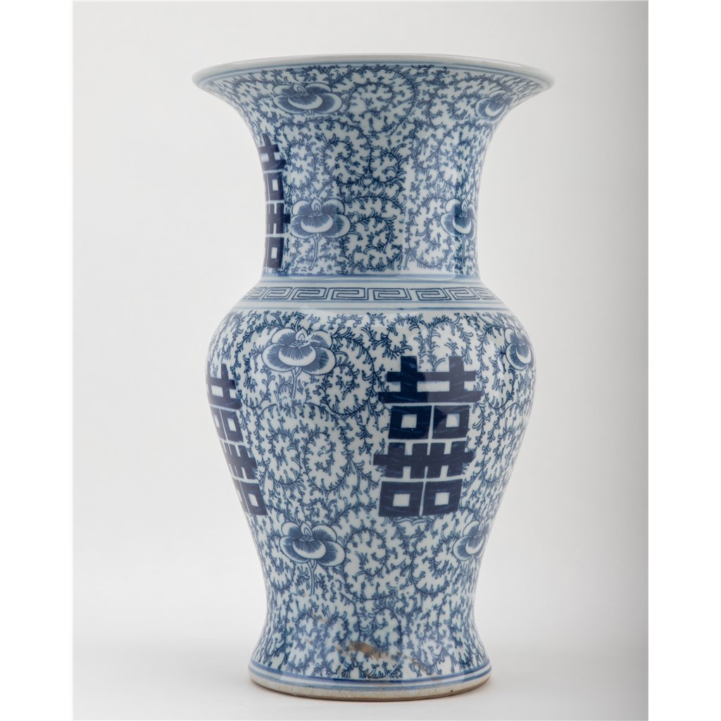 Danny's Fine Porcelain Double Happiness Mantel Flower Vase