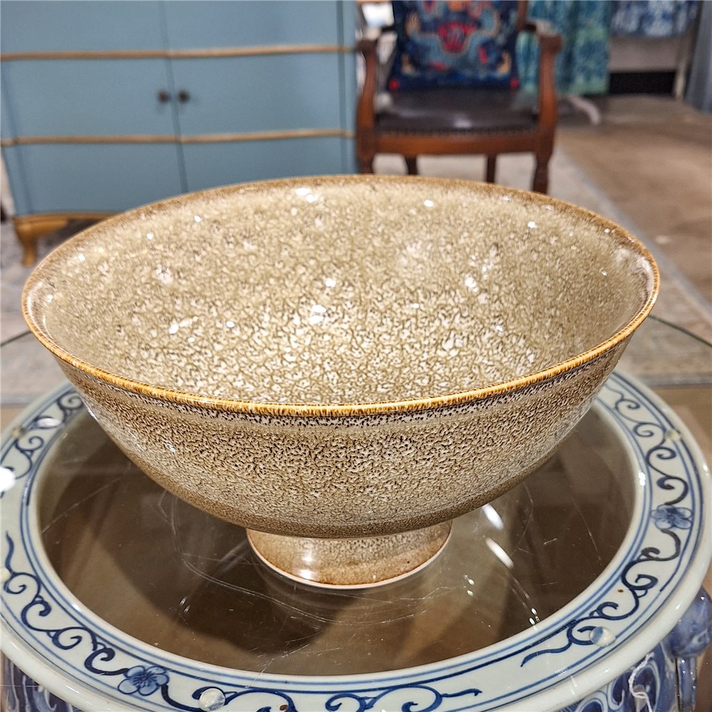 Danny's Fine Porcelain Shell Glazed Round Pedestal Basin