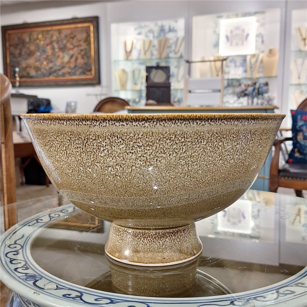 Danny's Fine Porcelain Shell Glazed Round Pedestal Basin