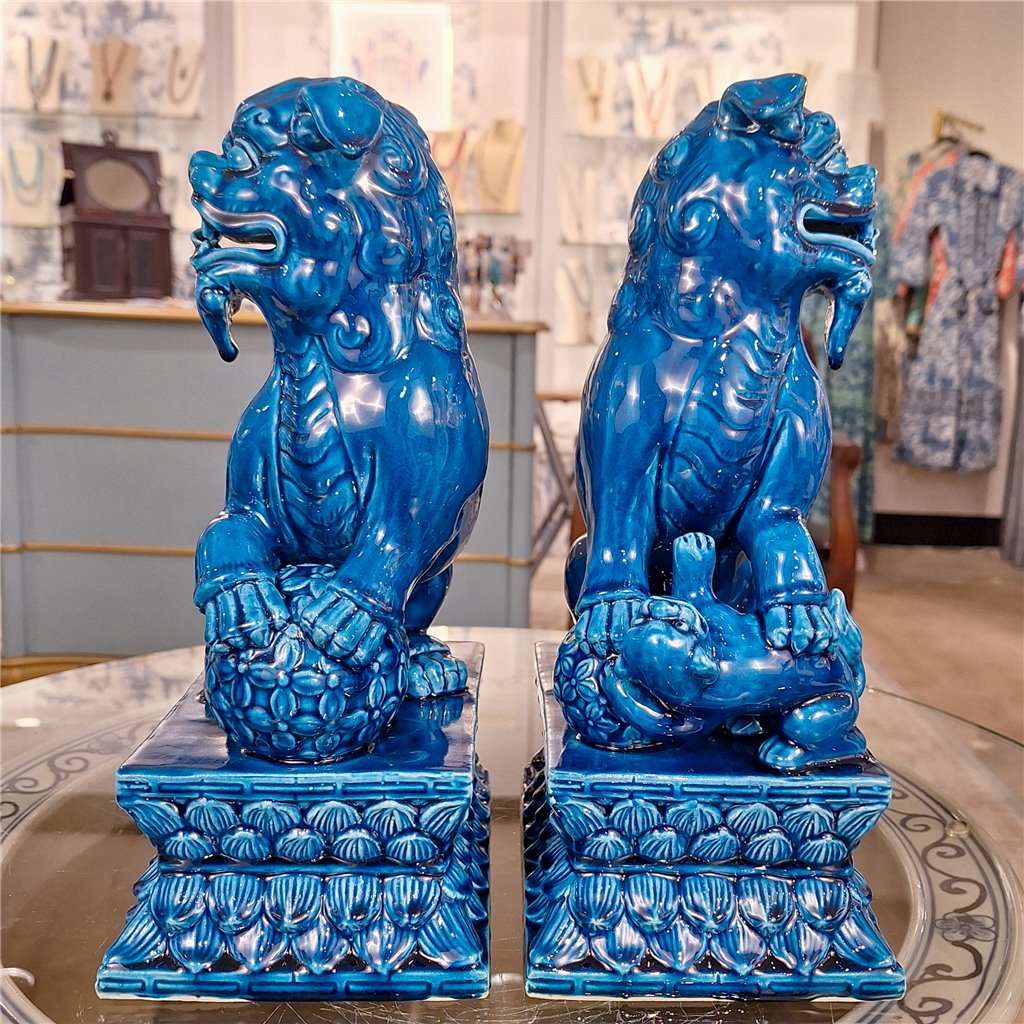 Danny's Fine Porcelain Decorative Accent