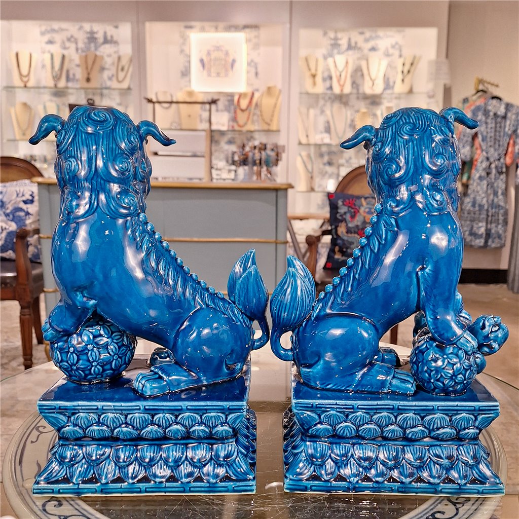 Danny's Fine Porcelain Decorative Accent
