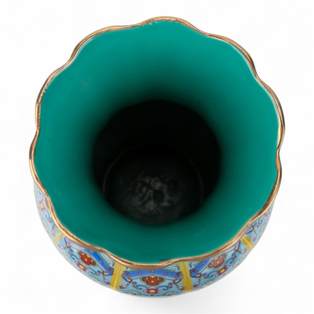 Danny's Fine Porcelain Red Vase – Floral Motif